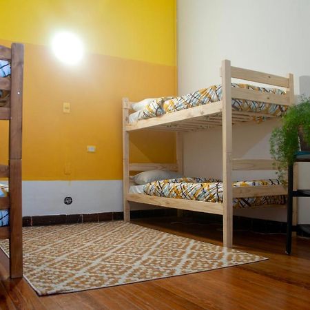 مونتيفيديو Blanes Hostel المظهر الخارجي الصورة