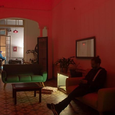 مونتيفيديو Blanes Hostel المظهر الخارجي الصورة