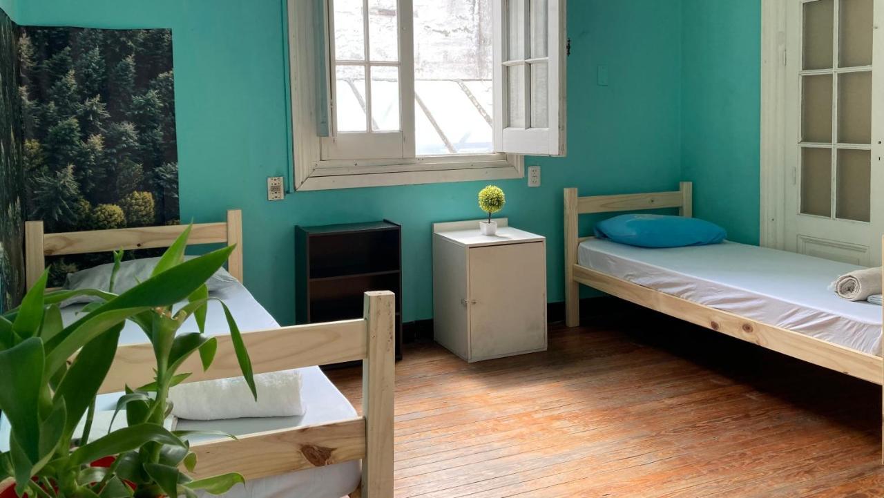 مونتيفيديو Blanes Hostel المظهر الخارجي الصورة
