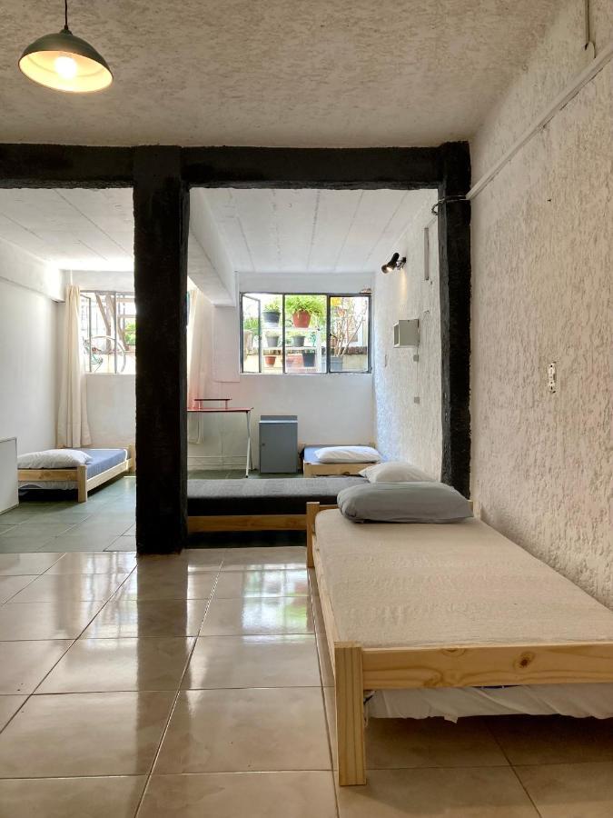 مونتيفيديو Blanes Hostel المظهر الخارجي الصورة