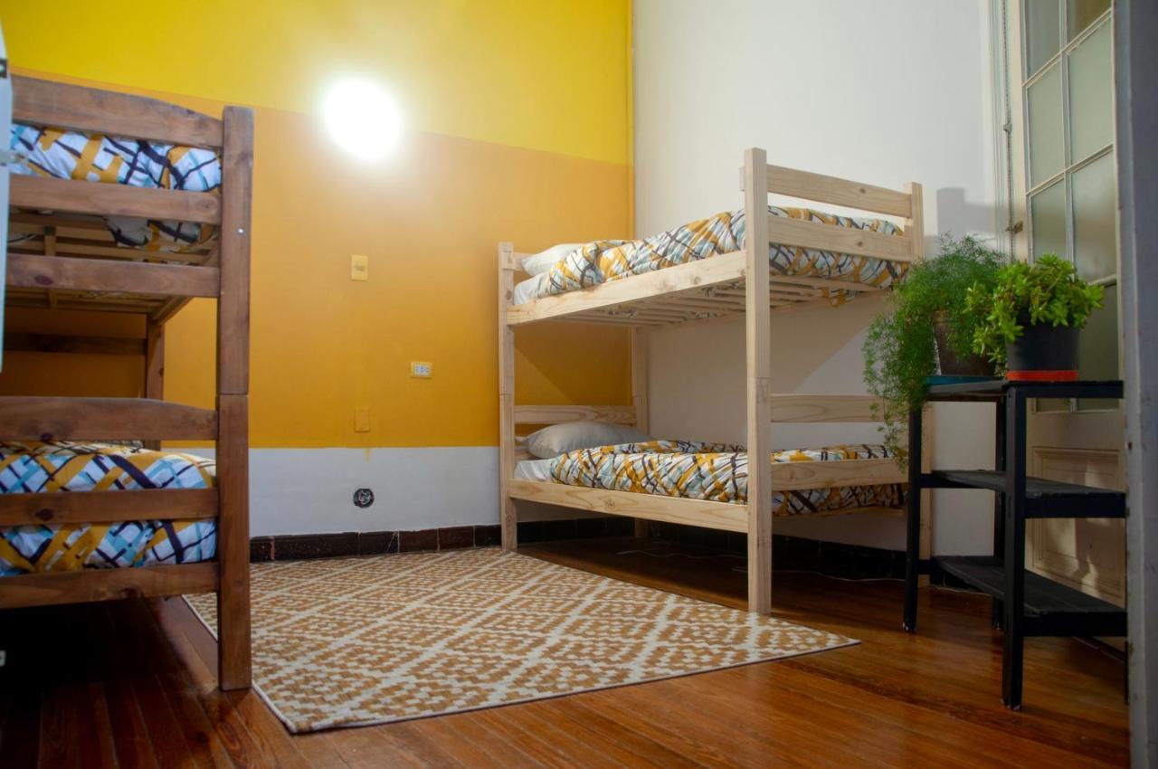 مونتيفيديو Blanes Hostel المظهر الخارجي الصورة