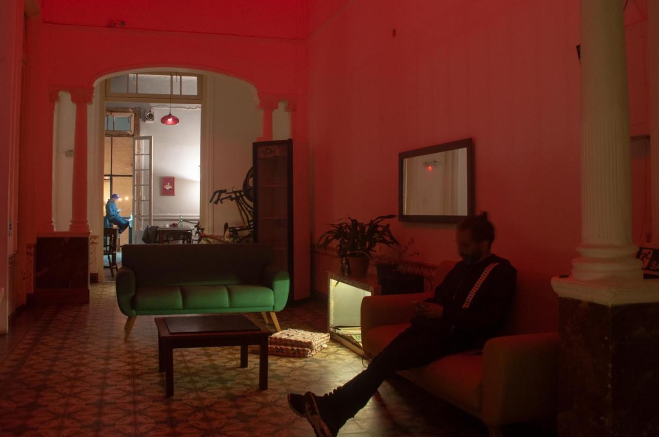 مونتيفيديو Blanes Hostel المظهر الخارجي الصورة