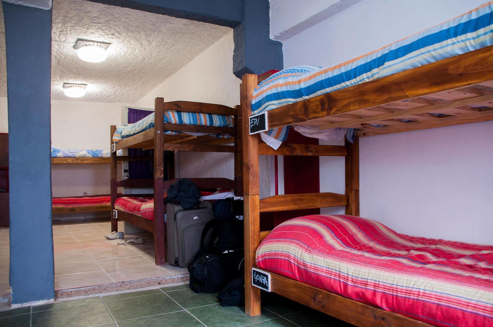 مونتيفيديو Blanes Hostel المظهر الخارجي الصورة