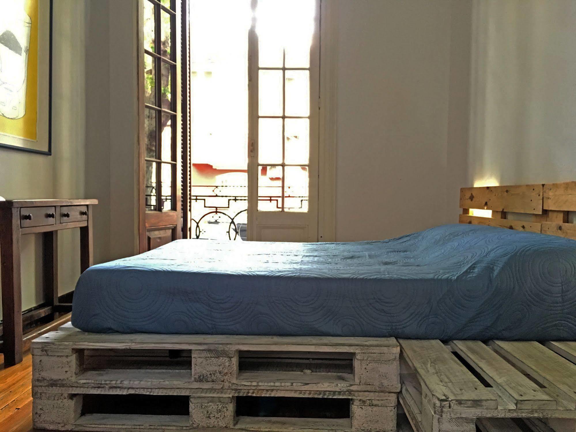 مونتيفيديو Blanes Hostel المظهر الخارجي الصورة